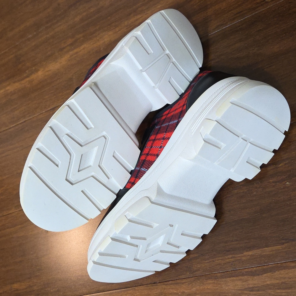LINEA PAOLO ROWEN SLIP ON PLATFORM SNEAKERS RED BLACK WHITE PLAID NEW IN BOX 7 - Picture 9 of 12
